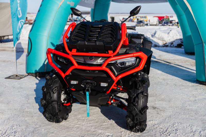 Новый CFMOTO CFORCE 1000 MV был представлен на Кубке России по трековым ледовым гонкам в Омске!
