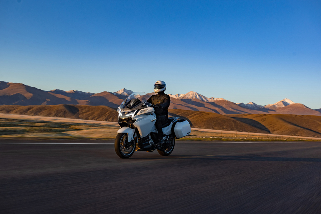 CFMOTO 1250TR-G (ABS)