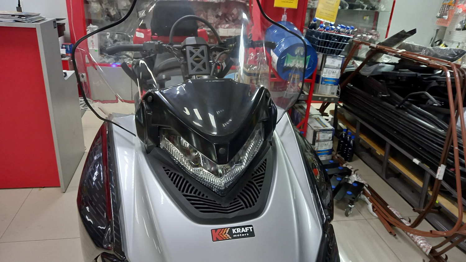 Cнегоход "FRONTIER 1000"