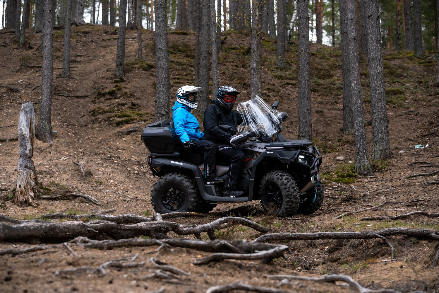 Квадроцикл CFORCE 600 Overland EPS