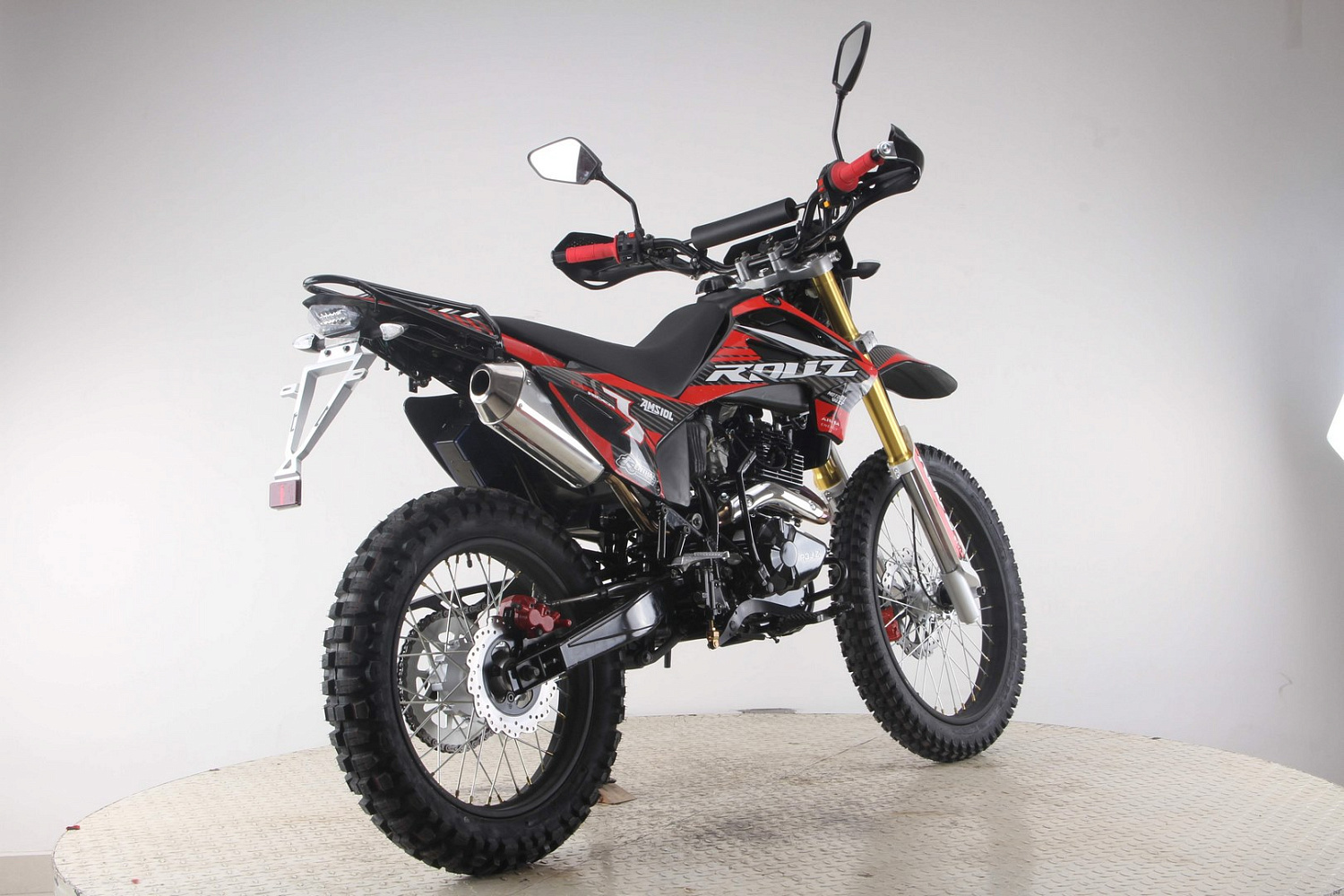 Уже в продаже кроссовые и эндуро мотоциклы Roliz