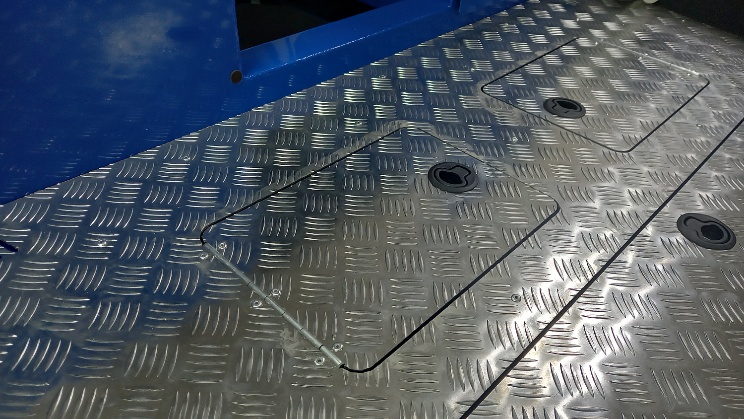 Лодка "Volzhanka 46 Fish" + доп.оборудование