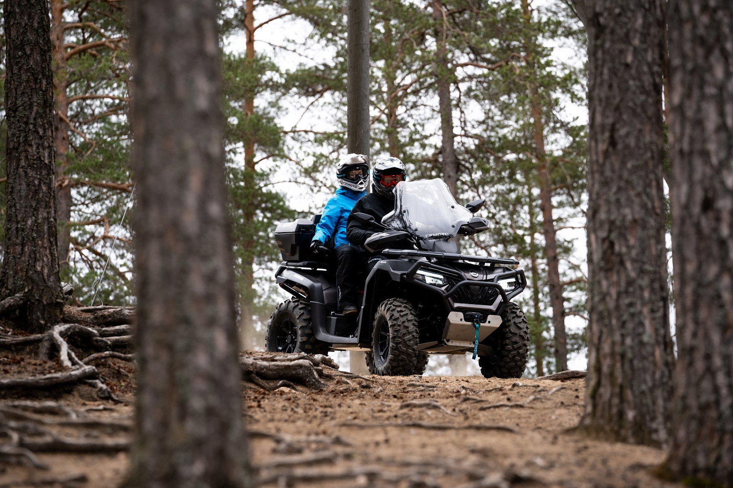 Квадроцикл CFORCE 600 Overland EPS