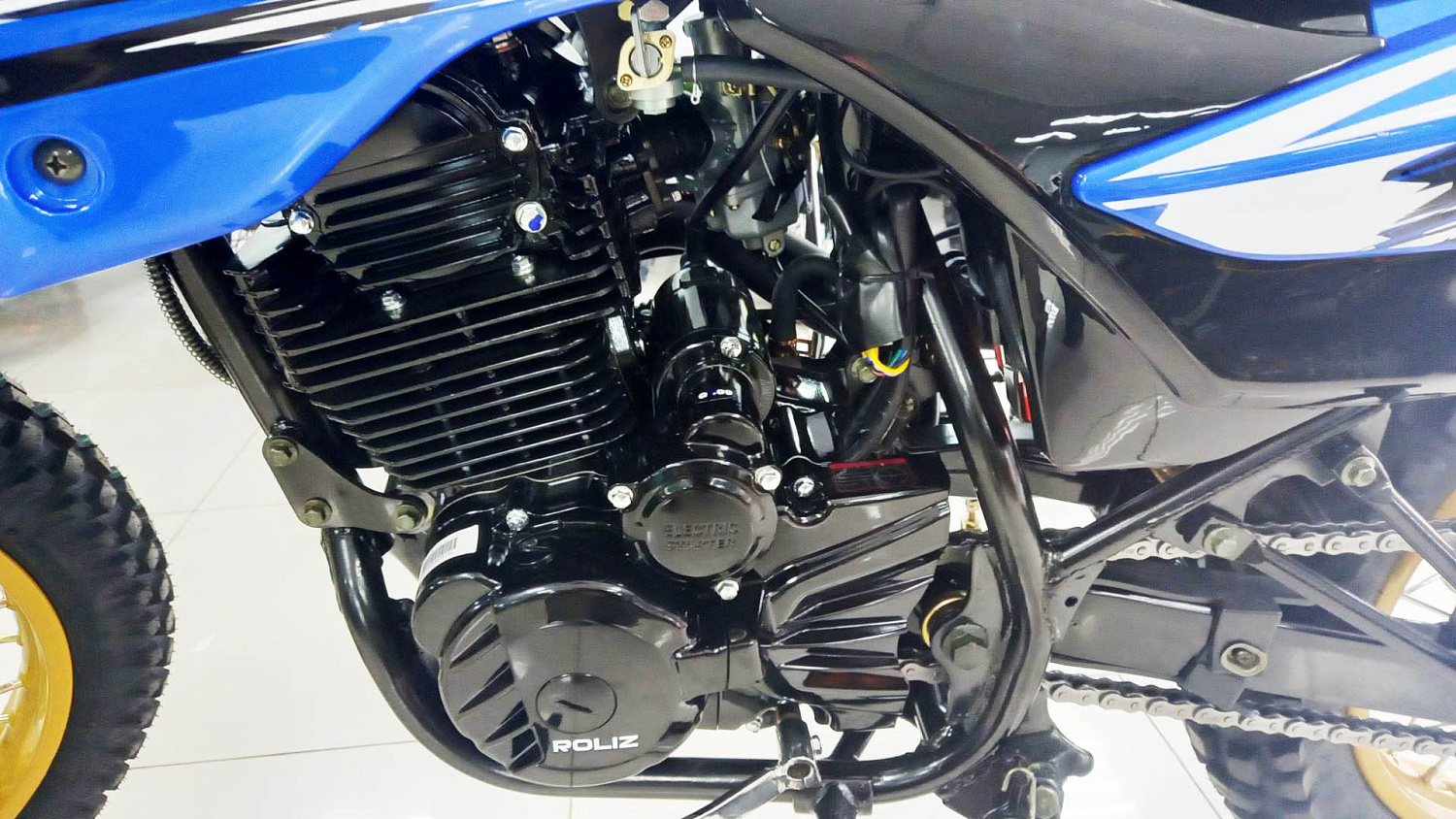 Акция на мотоциклы Roliz: Sport 003, Alfa Tourist