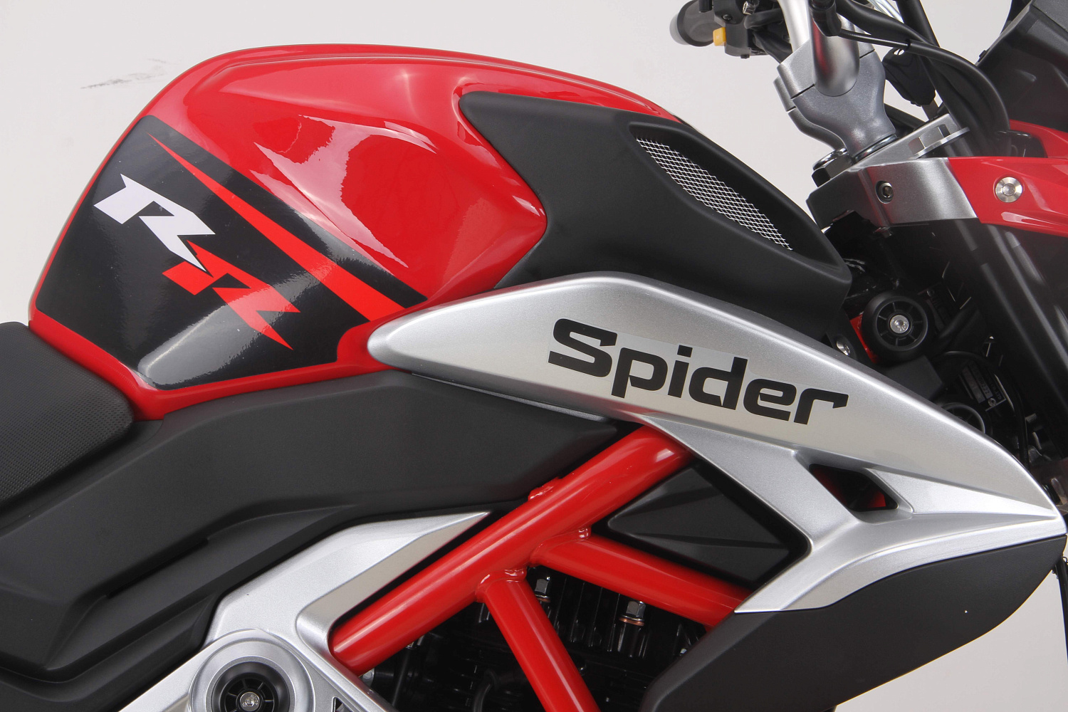 Стрит байк Roliz SPIDER