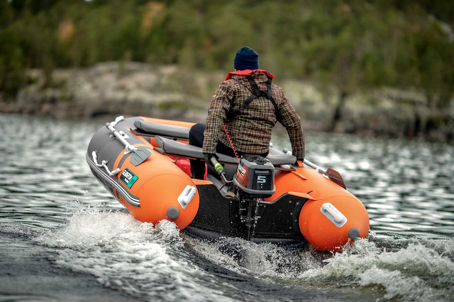 Надувная лодка ПВХ GLADIATOR E300S