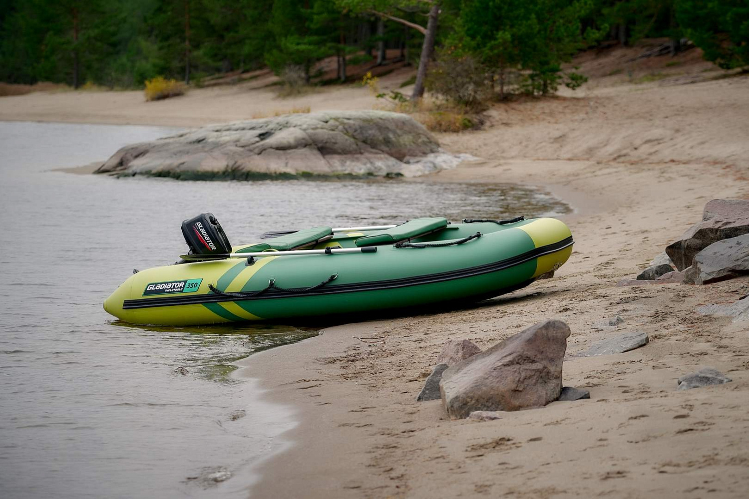 Надувная лодка ПВХ GLADIATOR E300S