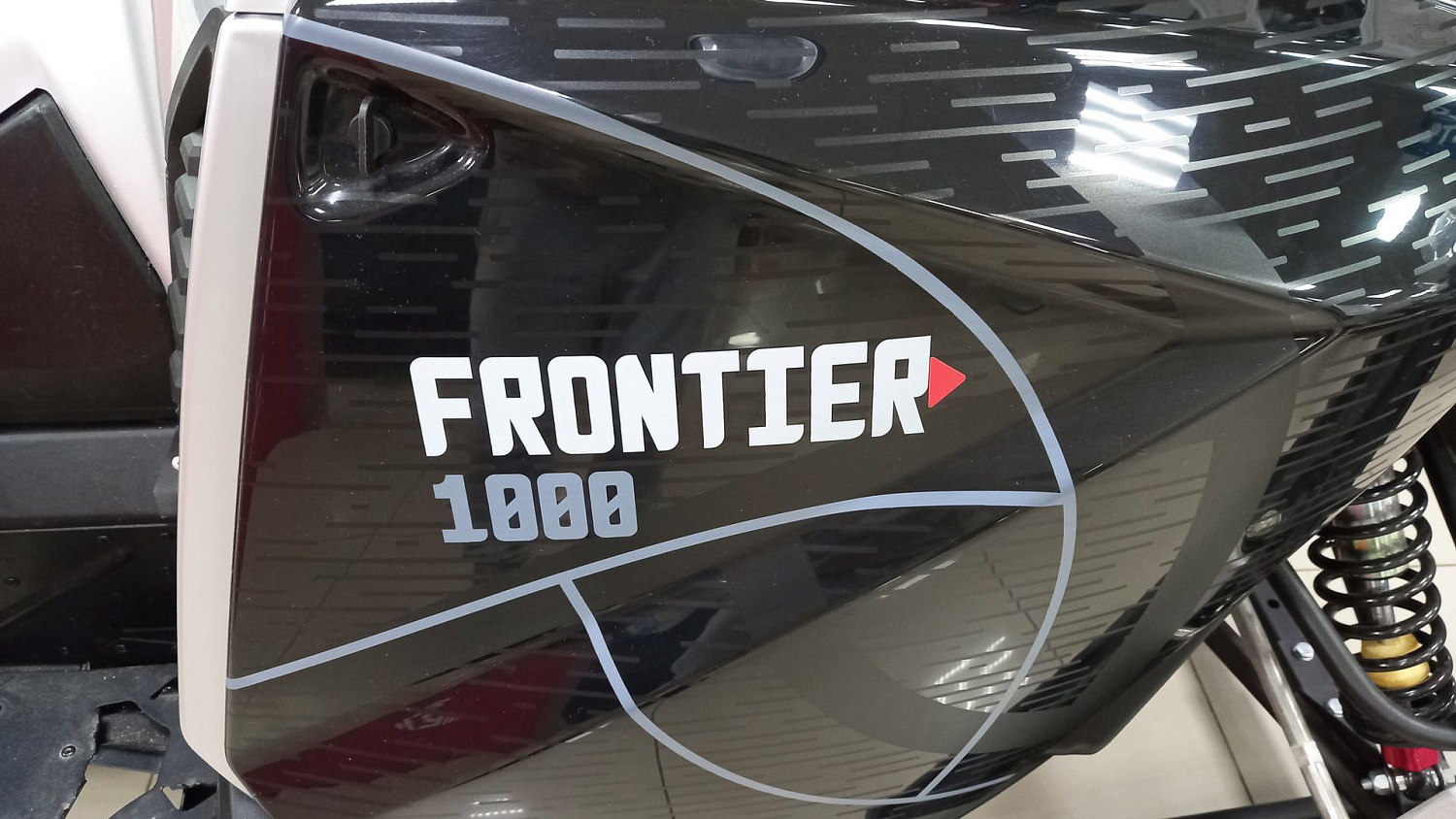 Cнегоход "FRONTIER 1000"