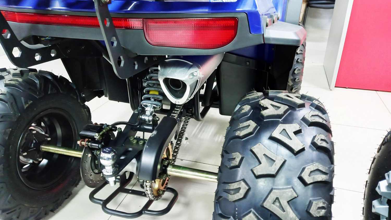 Обзор новинки 2023 - подростковый квадроцикл Yacota Viking 200