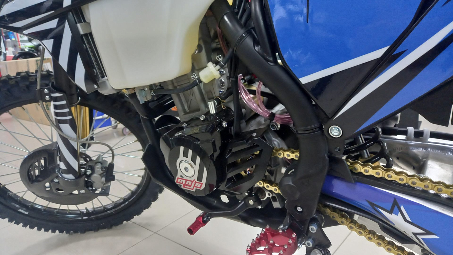 Кроссовый мотоцикл BSE T8 Blue Twister