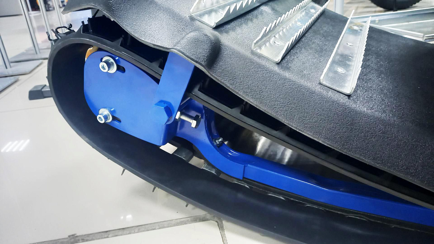 Мотосноуборд (двигатель 8 л.с.)