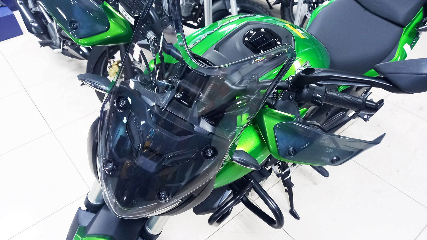 Стрит байк Bajaj Dominar 400 UG Touring