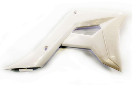 Облицовка передняя правая, белый BSE EX PH 125 PH 150