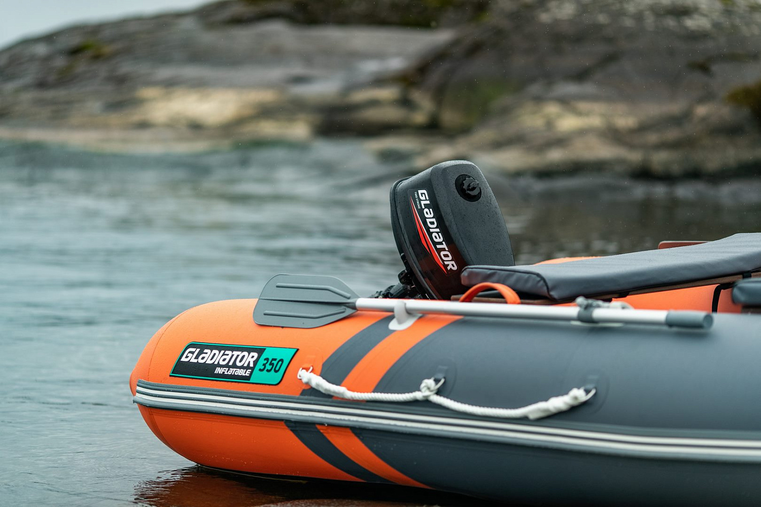 Надувная лодка ПВХ GLADIATOR E300S