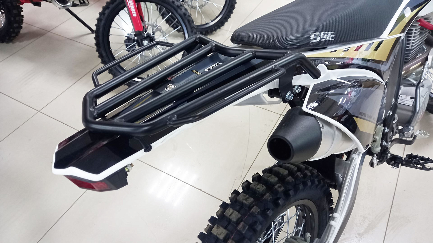 Мотоцикл эндуро BSE Z3 21/18 Gold Black