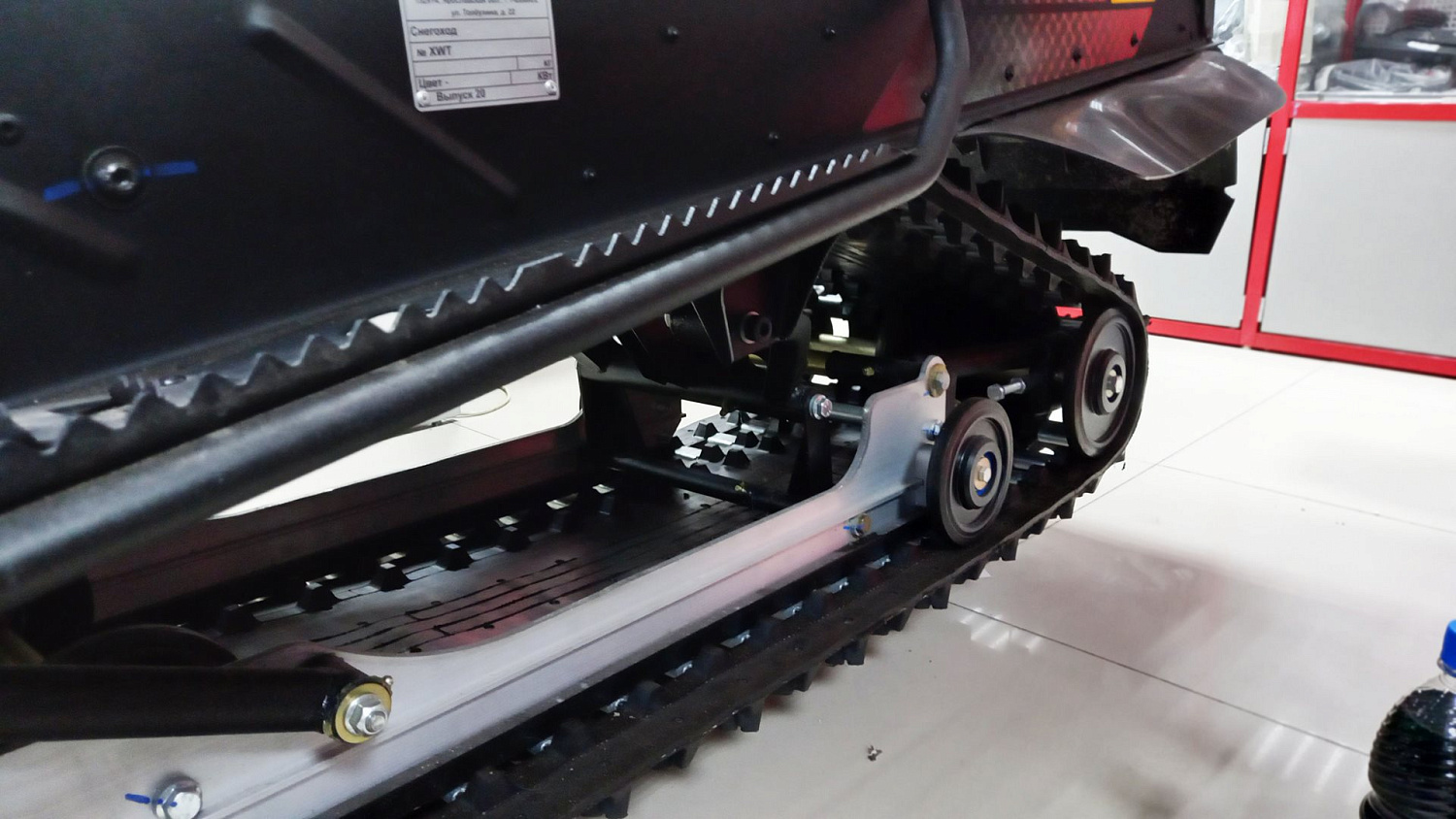 Cнегоход "FRONTIER 1000"