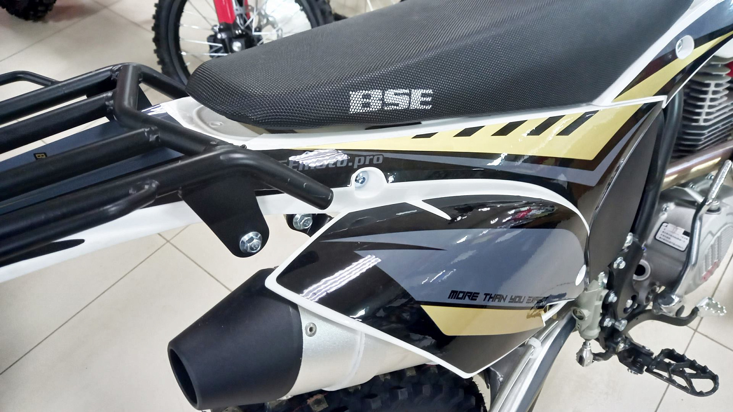 Мотоцикл эндуро BSE Z3 21/18 Gold Black
