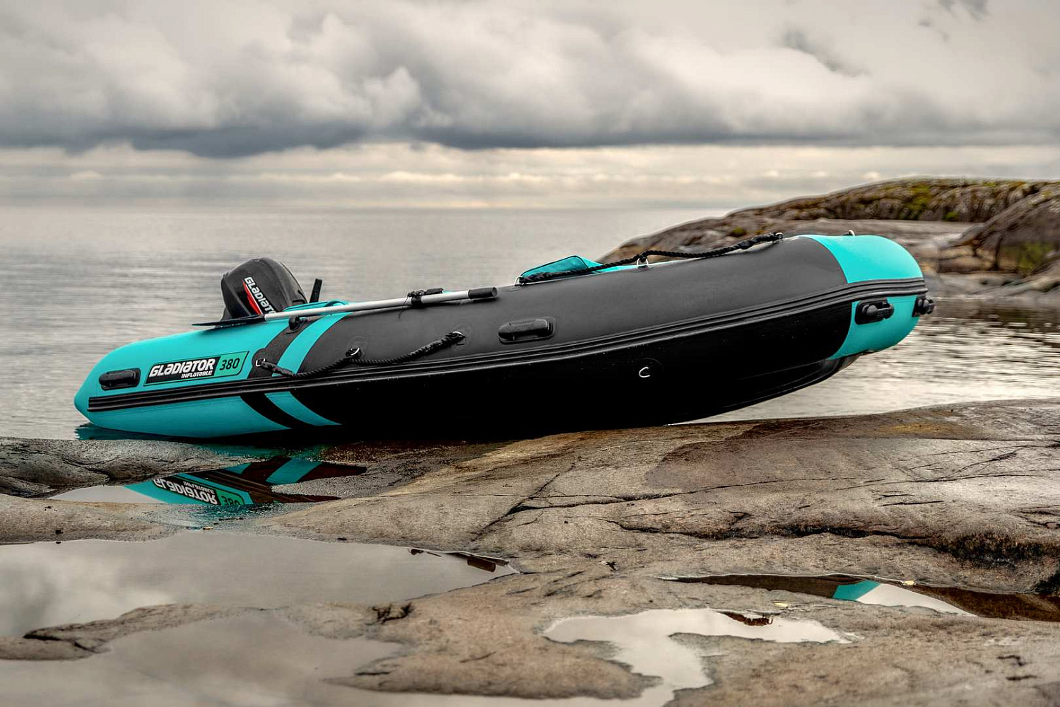 Надувная лодка ПВХ GLADIATOR E300S