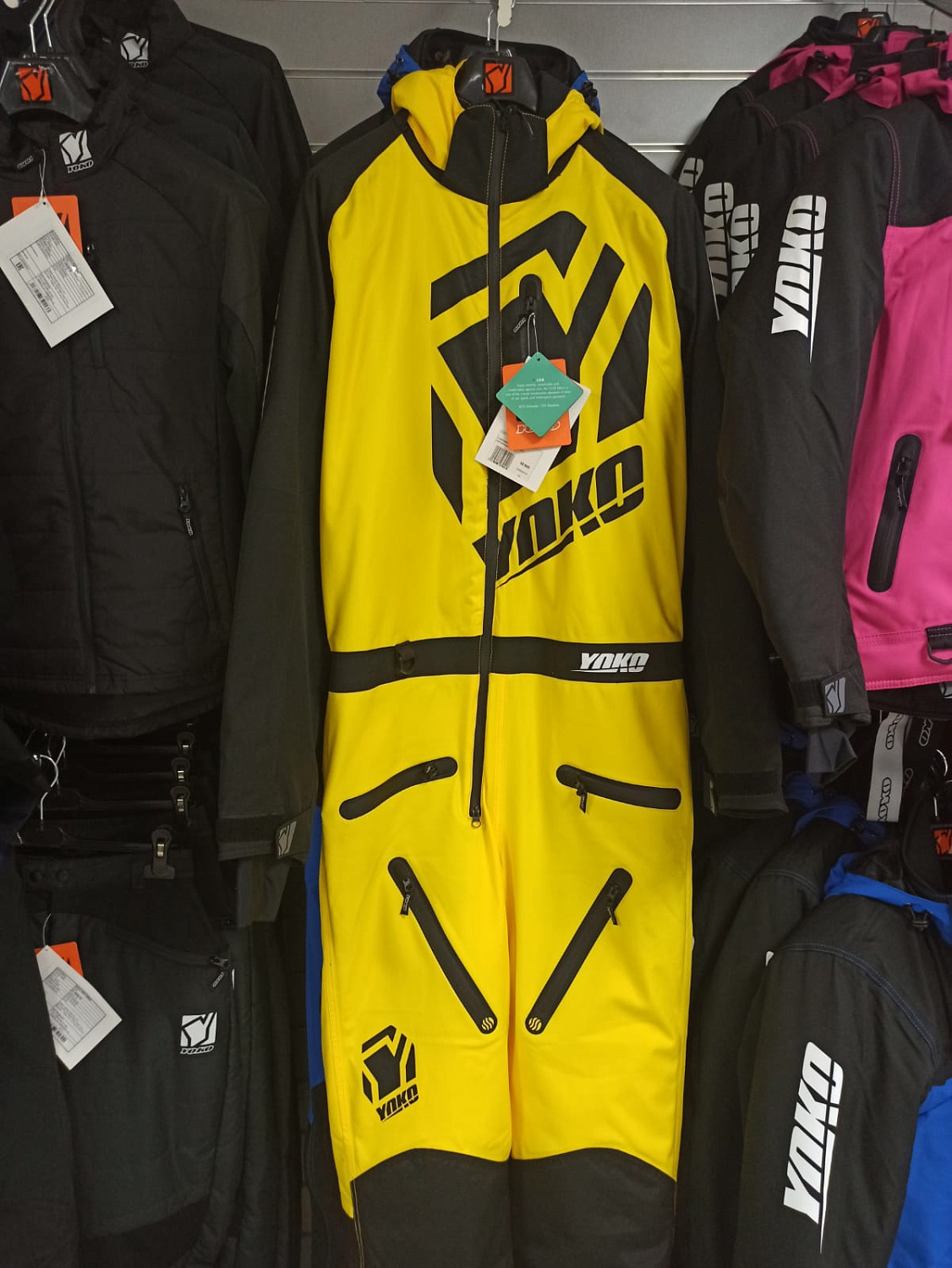 Новый приход одежды и обуви Yoko!