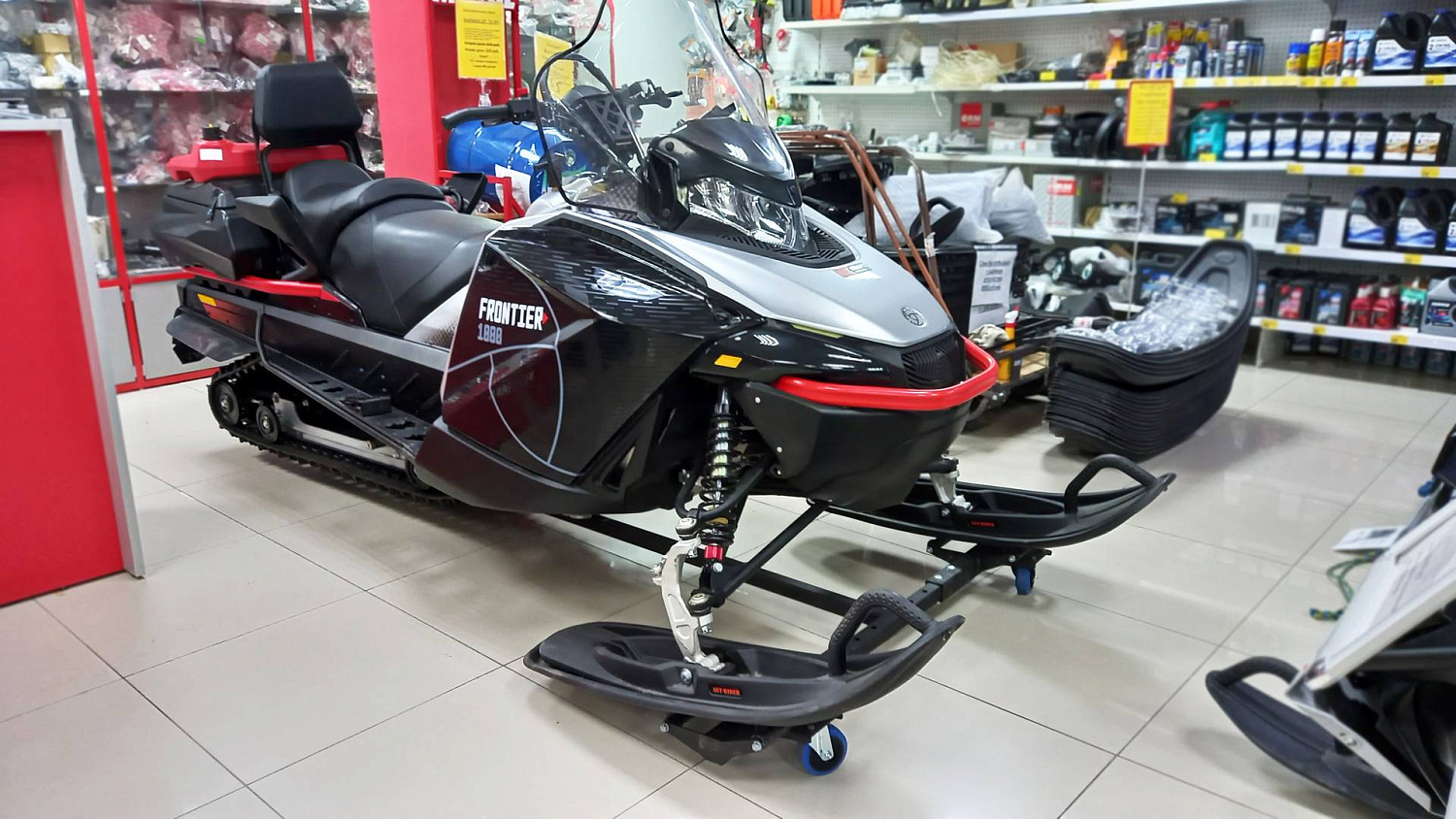 Cнегоход "FRONTIER 1000"