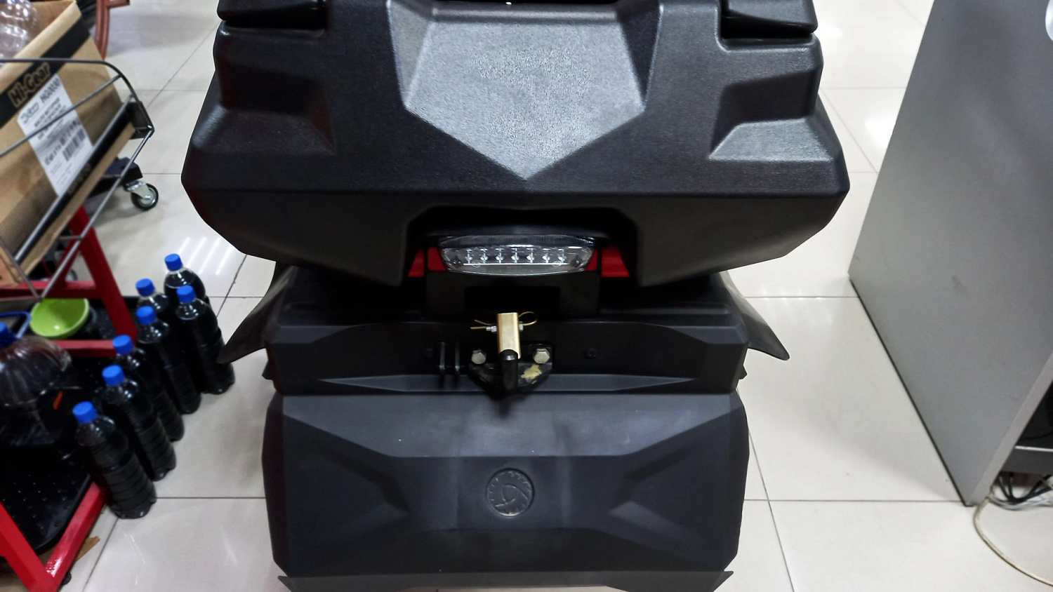 Cнегоход "FRONTIER 1000"