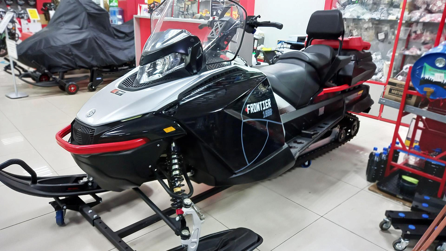 Cнегоход "FRONTIER 1000"
