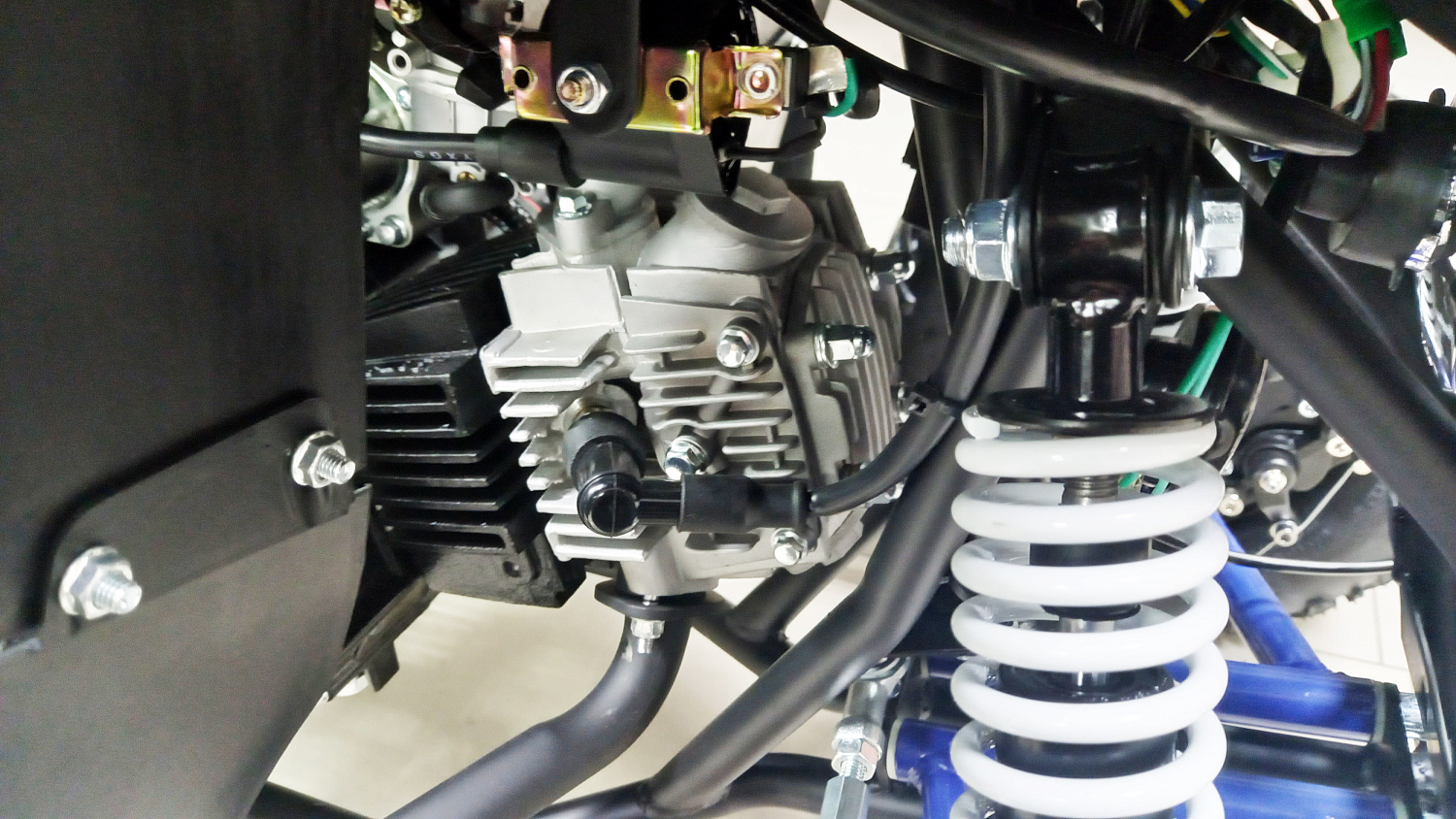 Детский бензиновый квадроцикл MOTAX GEKKON 90cc 1+1 (Реверс)