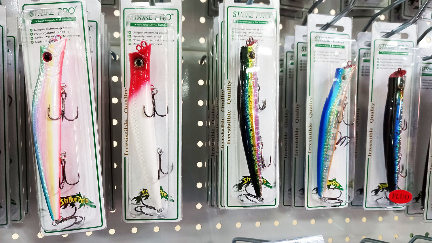 Воблер Дартер Strike Pro Darter-R Queen 130