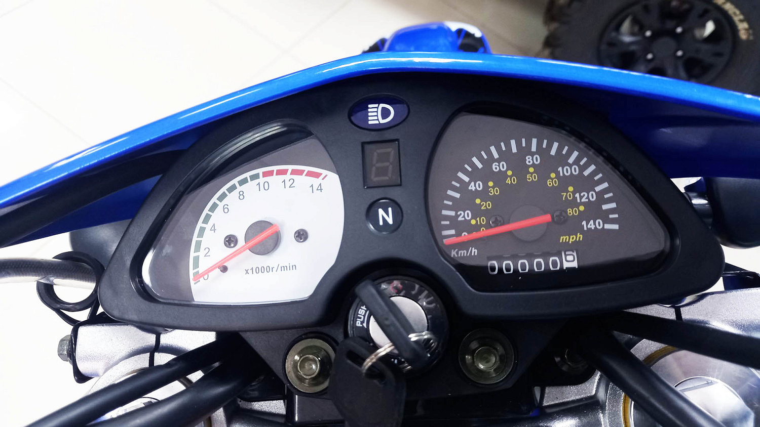 Акция на мотоциклы Roliz: Sport 003, Alfa Tourist