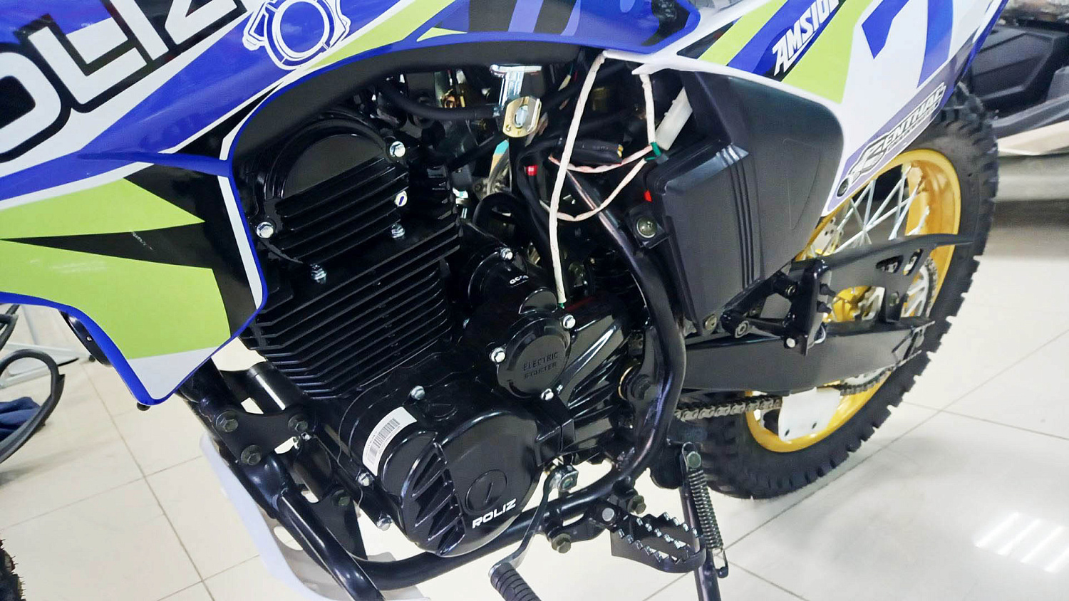 Акция на мотоциклы Roliz: Sport 003, Alfa Tourist