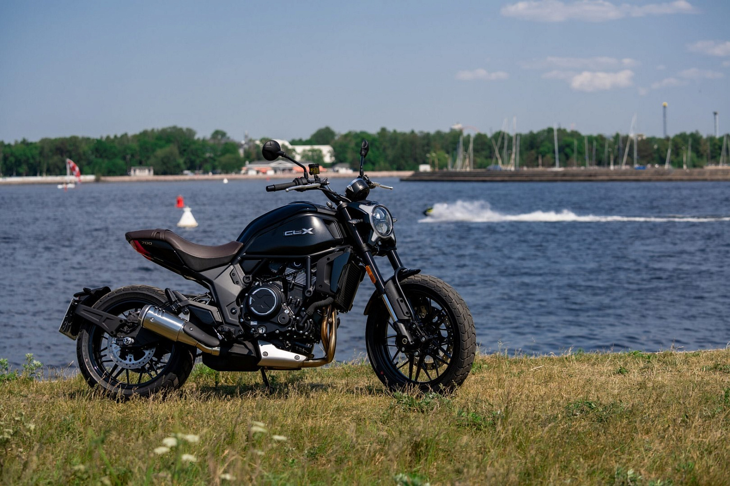 Мотоцикл CFMOTO 700CL-X Heritage (ABS)
