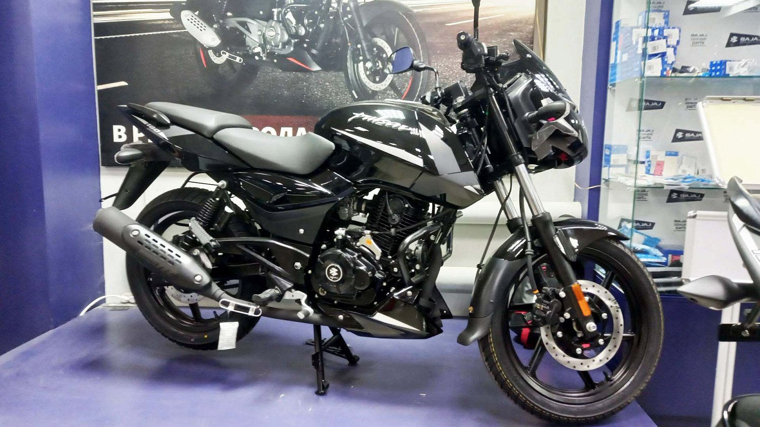 Акция Дивали 2024! Специальные цены на мотоциклы Bajaj