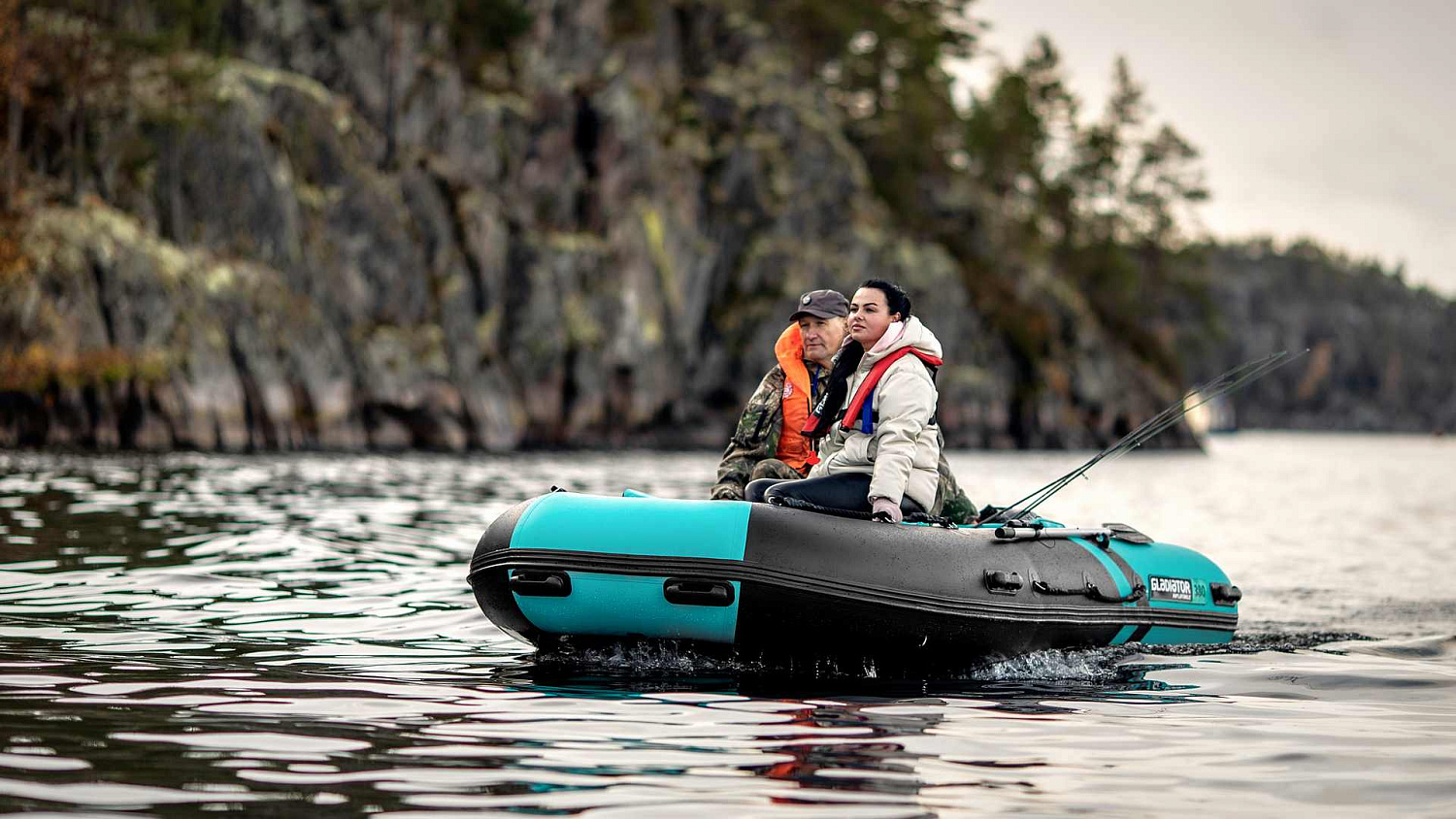 Надувная лодка ПВХ GLADIATOR E300S