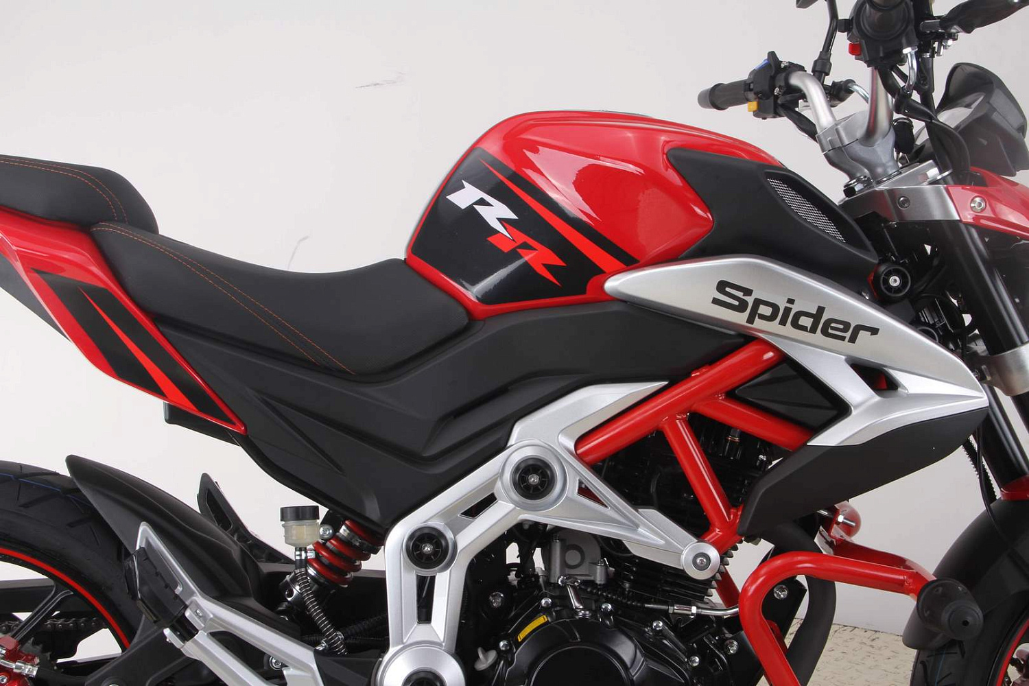 Стрит байк Roliz SPIDER