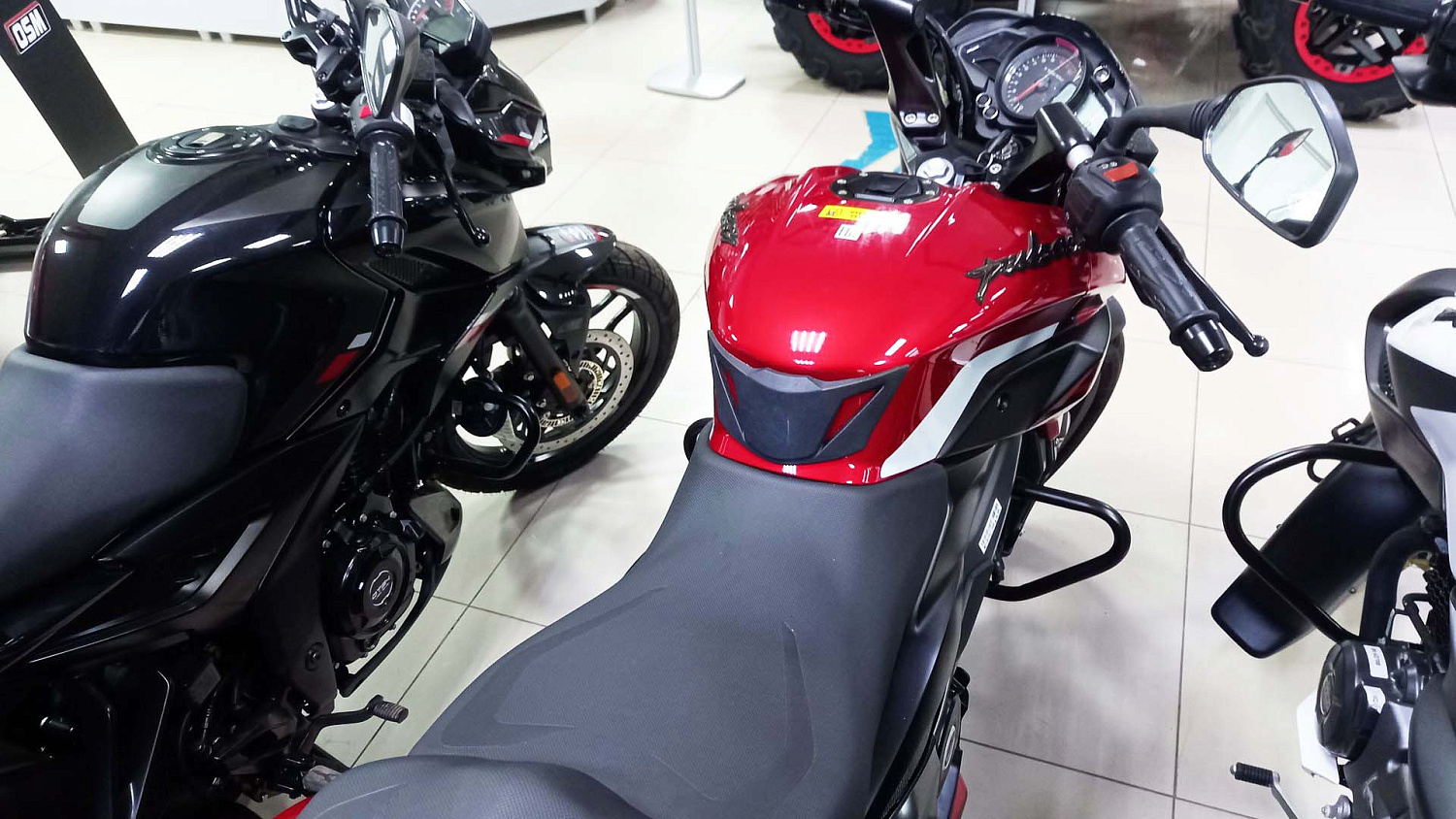 Акция Дивали 2024! Специальные цены на мотоциклы Bajaj