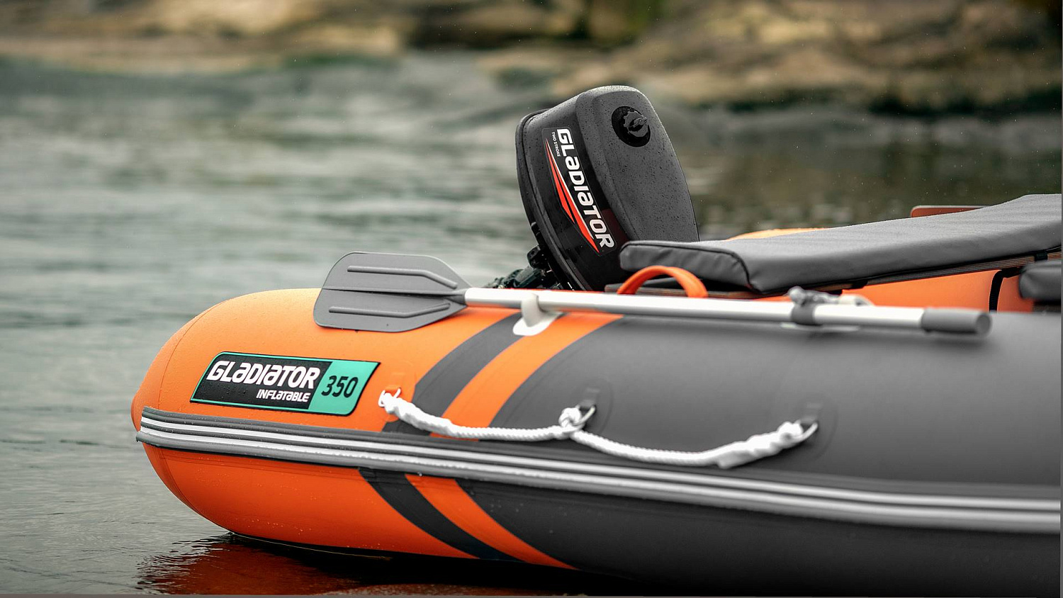 Надувная лодка ПВХ GLADIATOR E300S