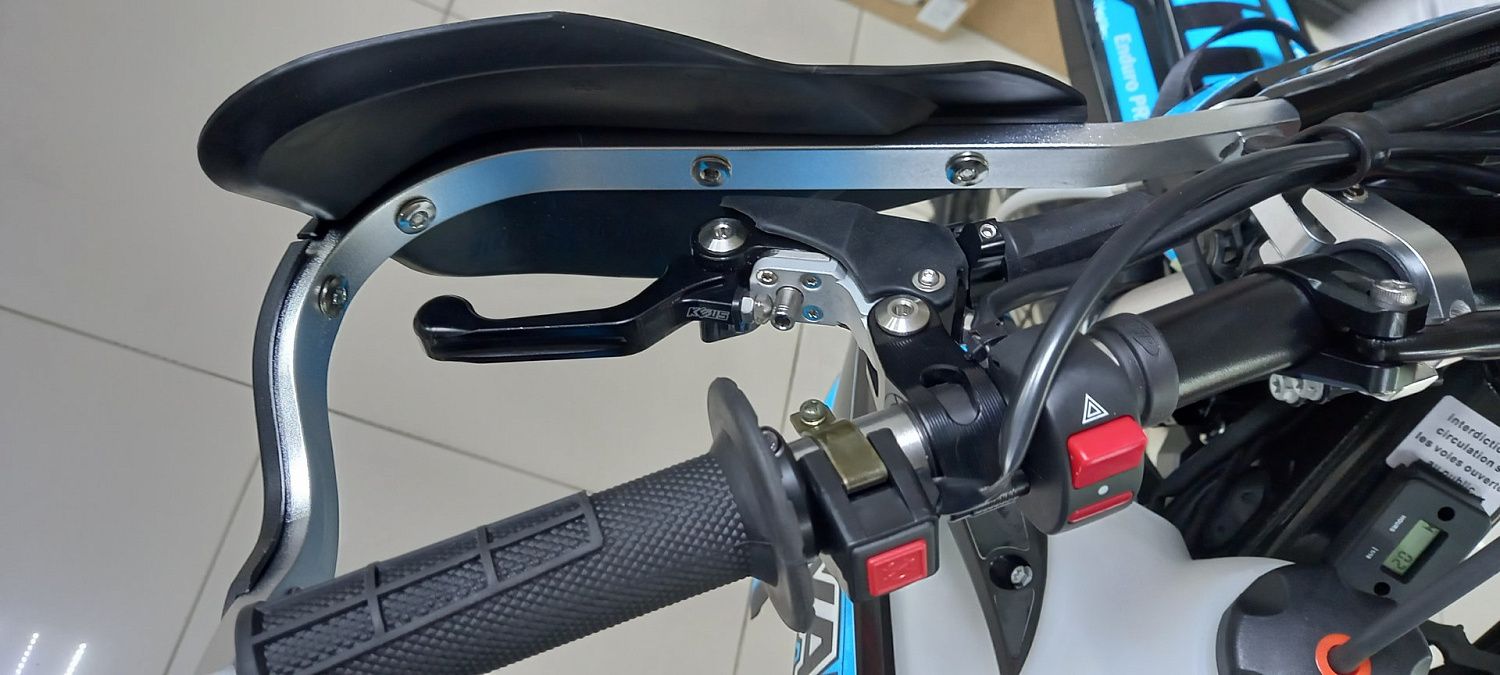 Мотоцикл Avantis Enduro 250 EFI Exclusive